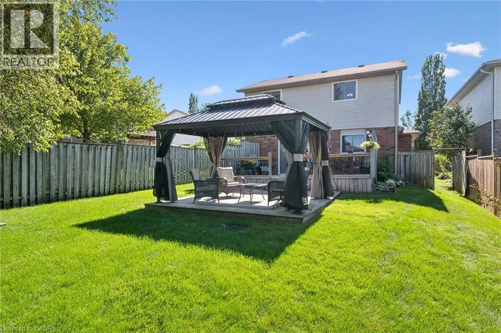 48 ABBEYWOOD Crescent