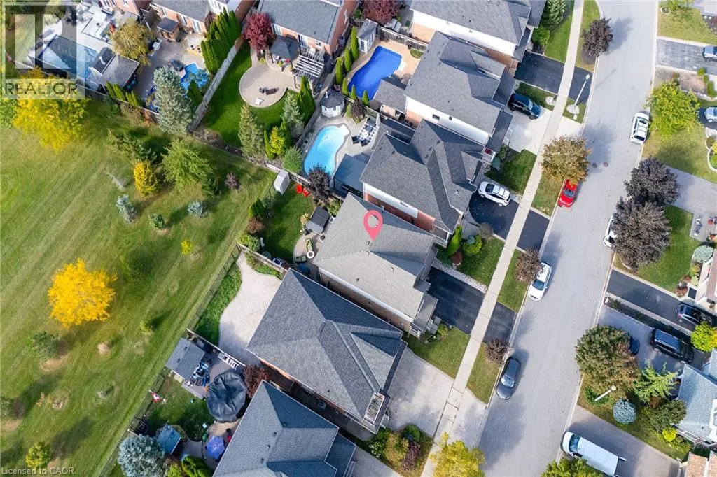 54 VINIFERA Drive