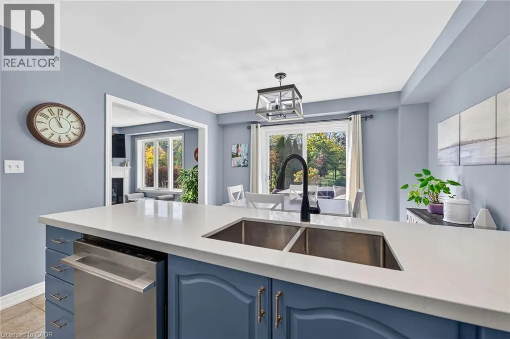 54 VINIFERA Drive