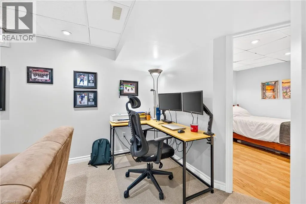 54 VINIFERA Drive