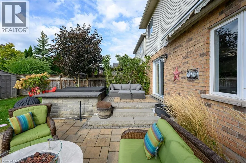 54 VINIFERA Drive