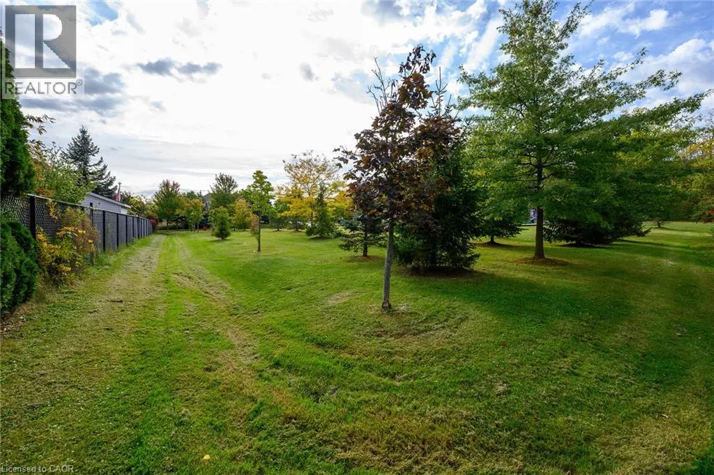 54 VINIFERA Drive