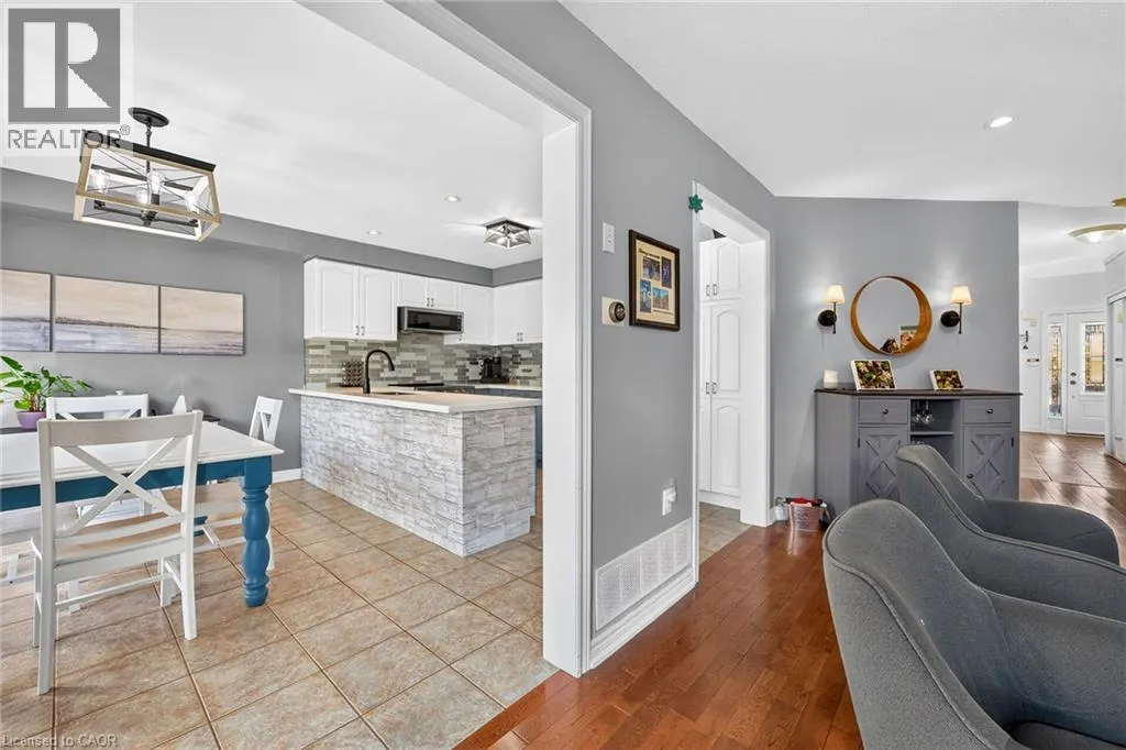 54 VINIFERA Drive