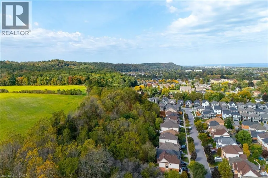54 VINIFERA Drive