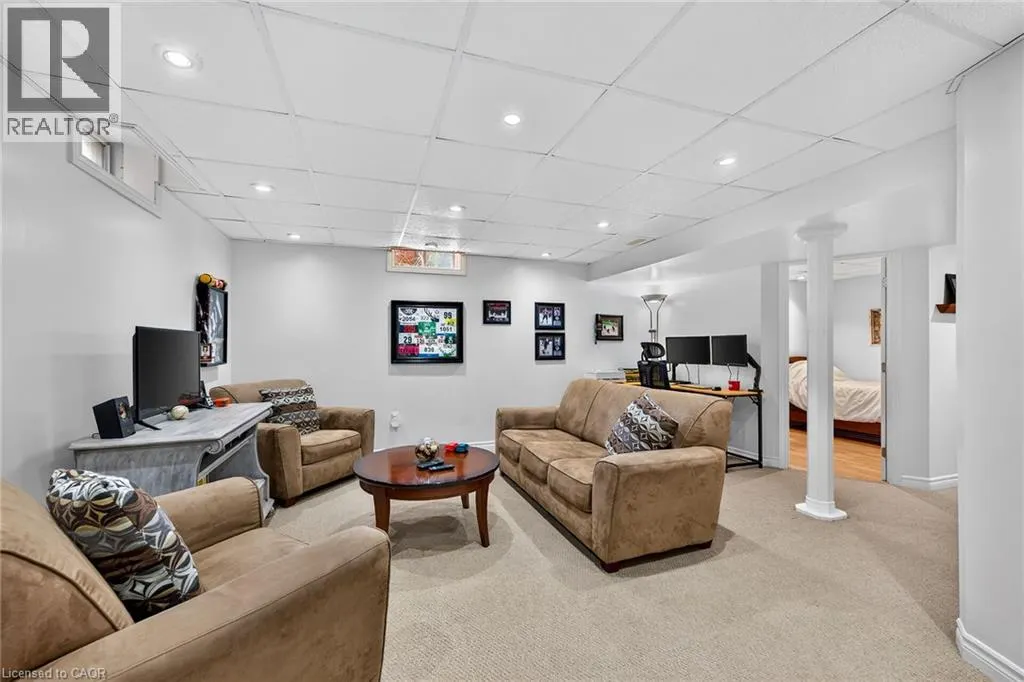 54 VINIFERA Drive