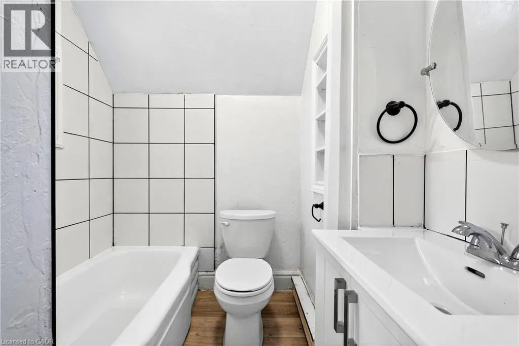 15 WARNOCK Street Unit# Upper #Upper