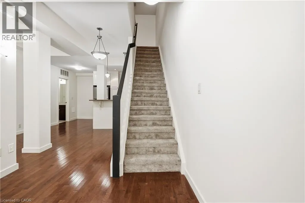 49 ONTARIO Street Unit# 8 #8