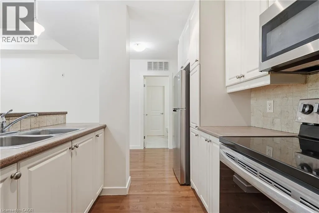 49 ONTARIO Street Unit# 8 #8