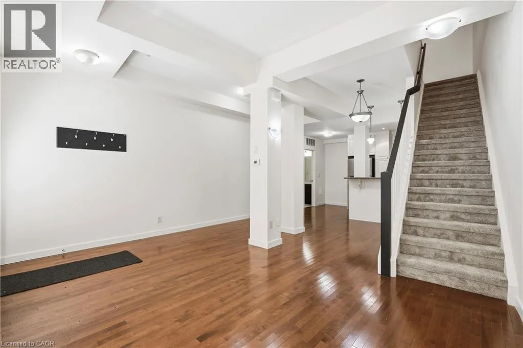 49 ONTARIO Street Unit# 8 #8