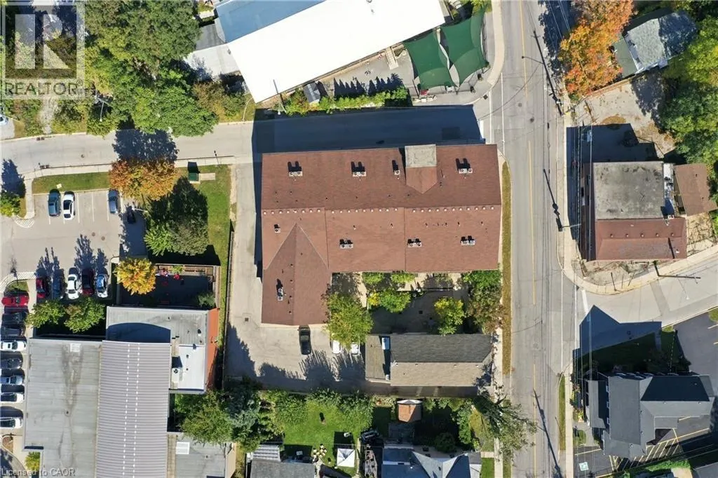 49 ONTARIO Street Unit# 8 #8
