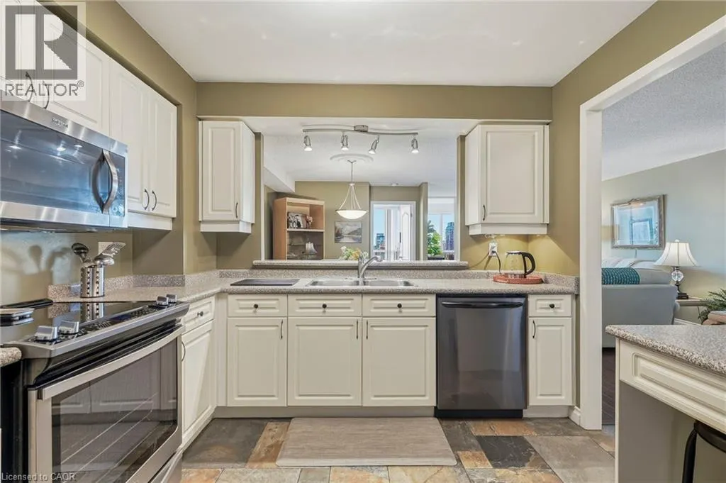 1276 MAPLE CROSSING Boulevard Unit# 1406 #1406