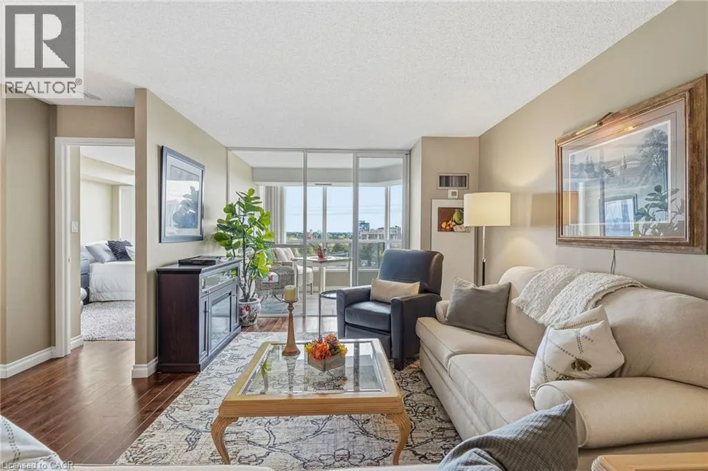 1276 MAPLE CROSSING Boulevard Unit# 1406 #1406