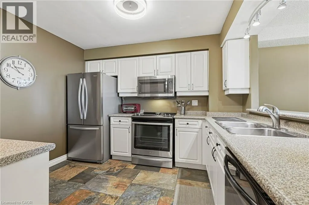 1276 MAPLE CROSSING Boulevard Unit# 1406 #1406