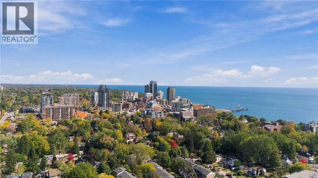 1276 MAPLE CROSSING Boulevard Unit# 1406 #1406