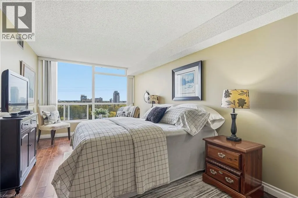 1276 MAPLE CROSSING Boulevard Unit# 1406 #1406