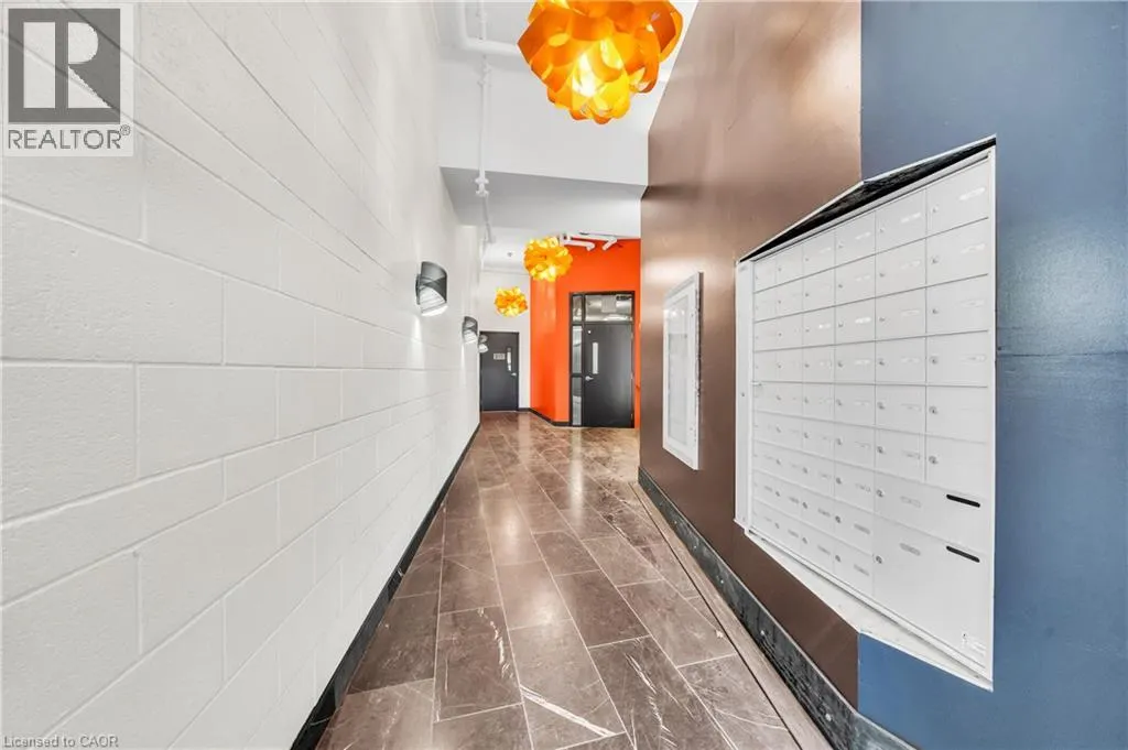 121 KING Street E Unit# 605 #605