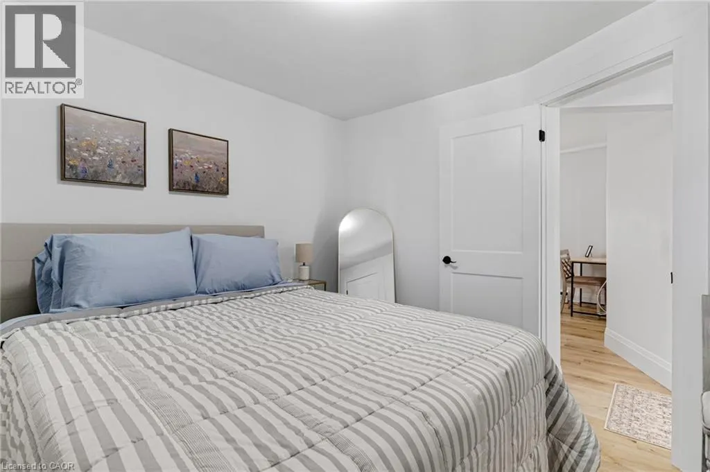 115 N AINSLIE Street Unit# 3 #3
