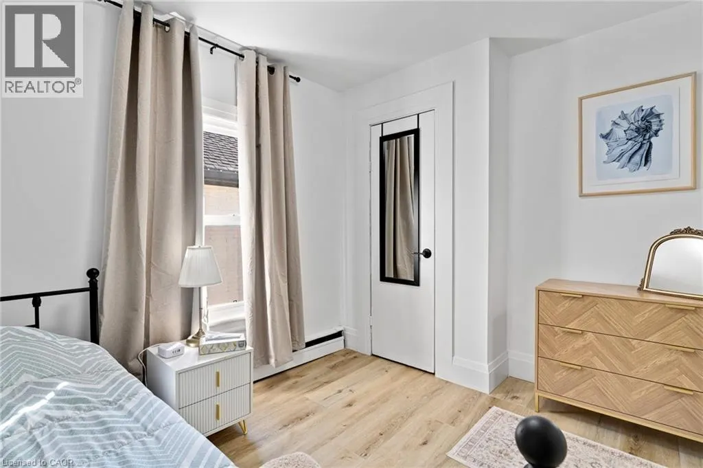 115 N AINSLIE Street Unit# 3 #3