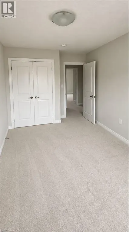 30 LINDEN PARK Lane