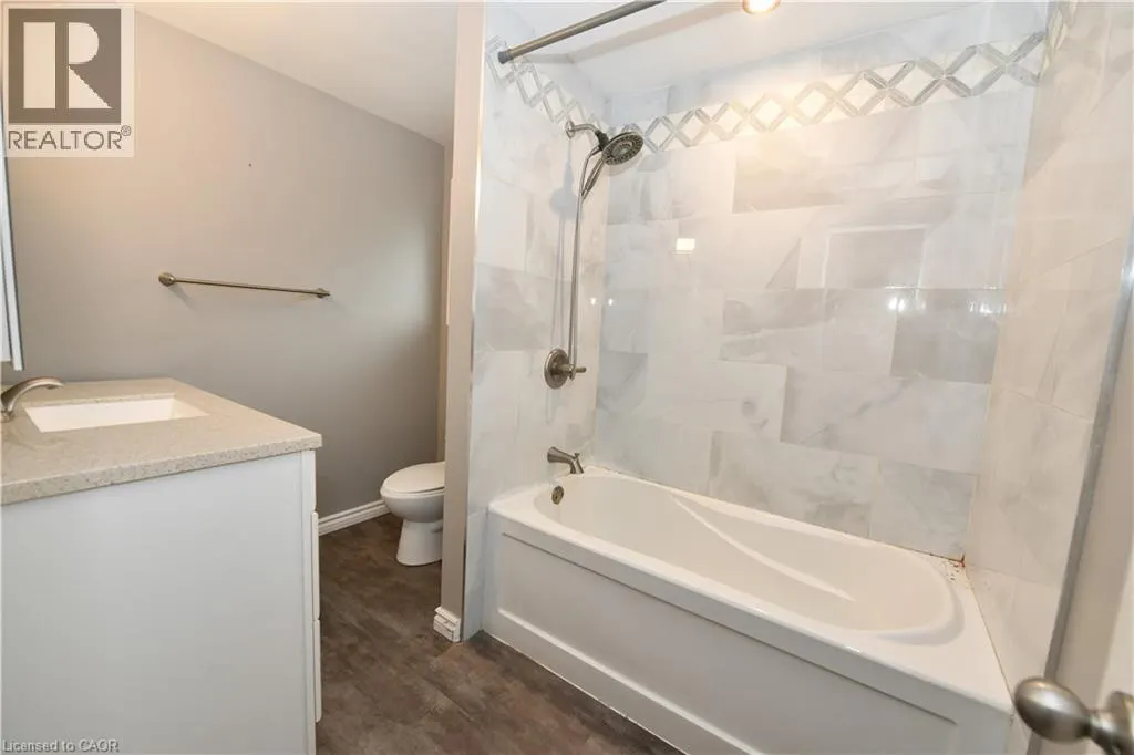 37 EBURY Crescent