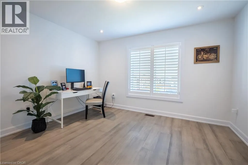 38 RIESLING Street