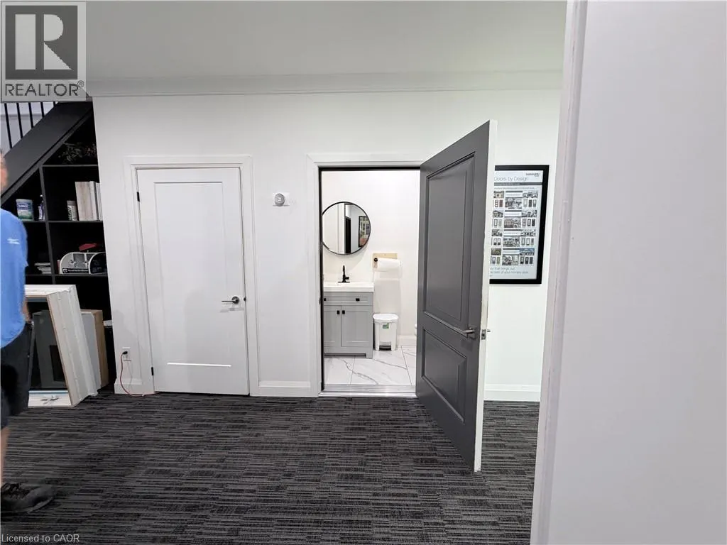 4280 HARVESTER Road Unit# 10 #10