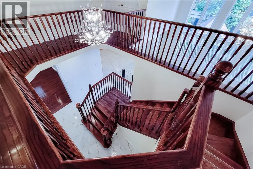 49 STONEHENGE Drive