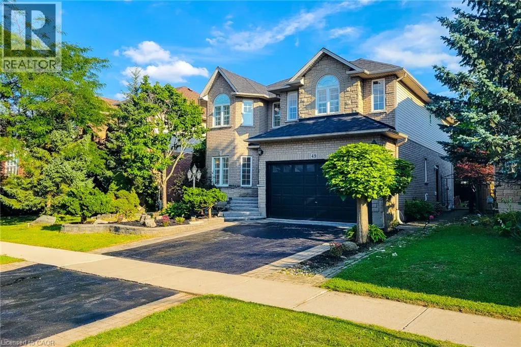 49 STONEHENGE Drive