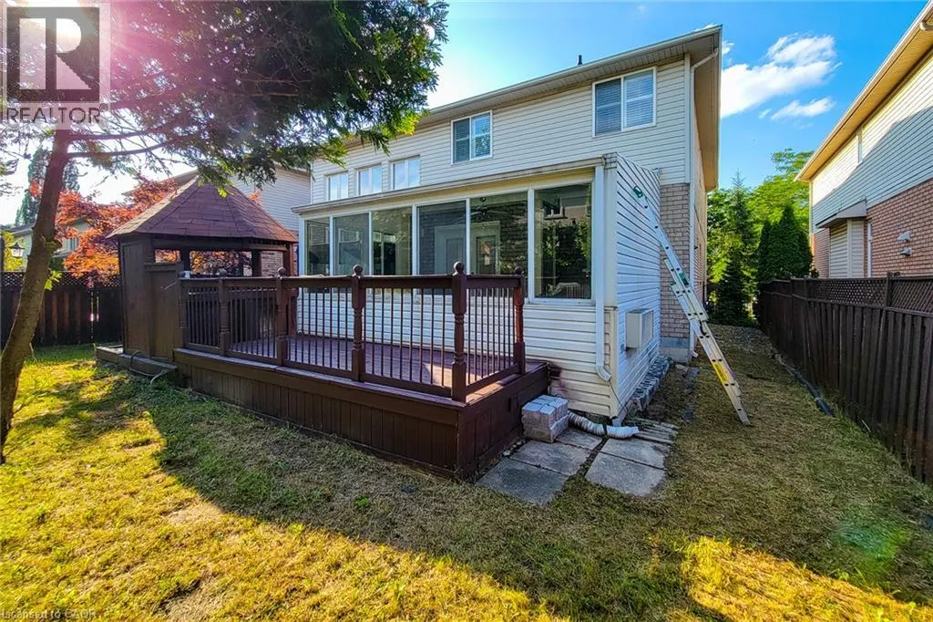49 STONEHENGE Drive