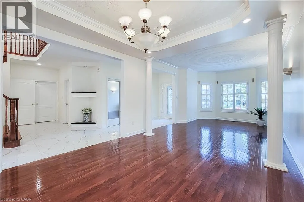 49 STONEHENGE Drive