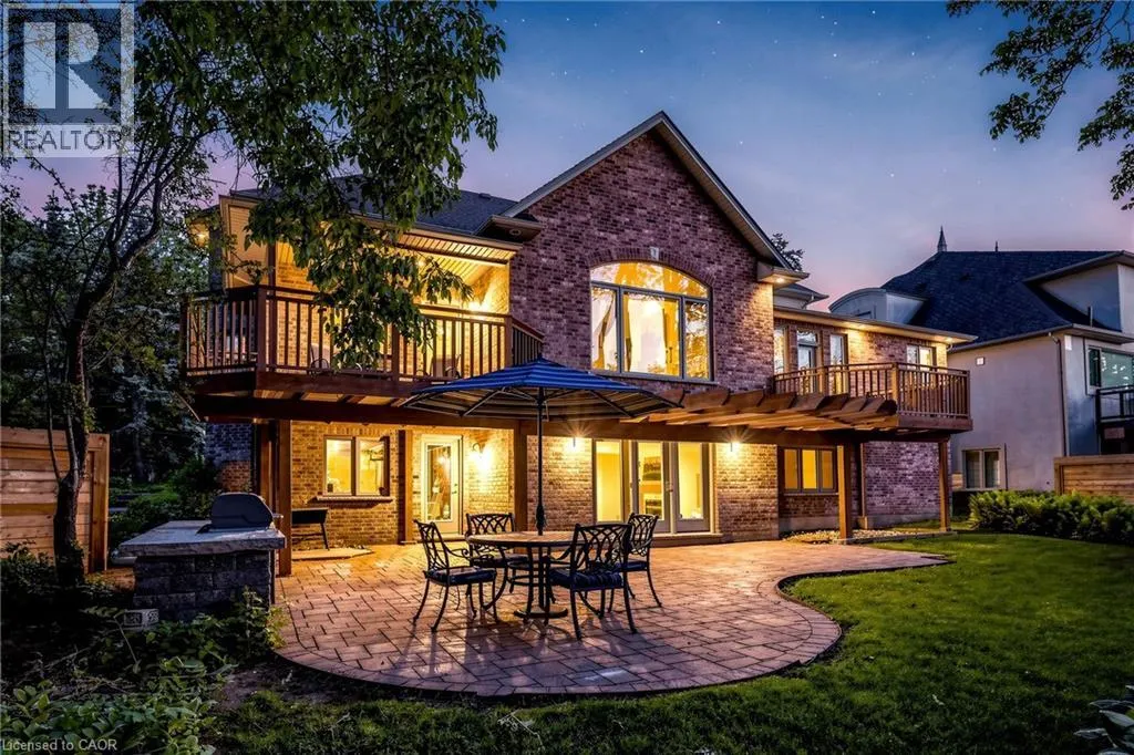 118 FOXRIDGE Drive
