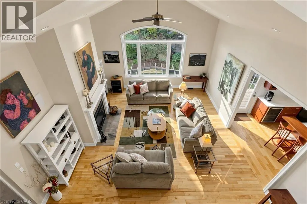 118 FOXRIDGE Drive