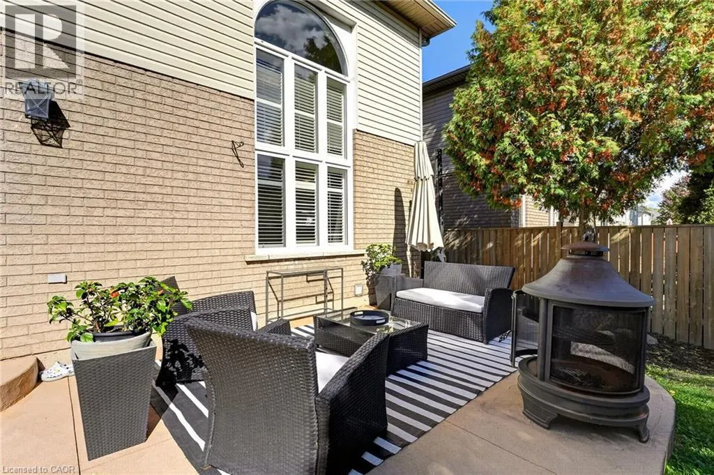28 HOLKHAM Avenue