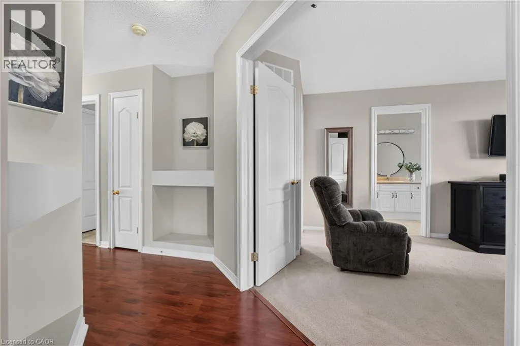 28 HOLKHAM Avenue
