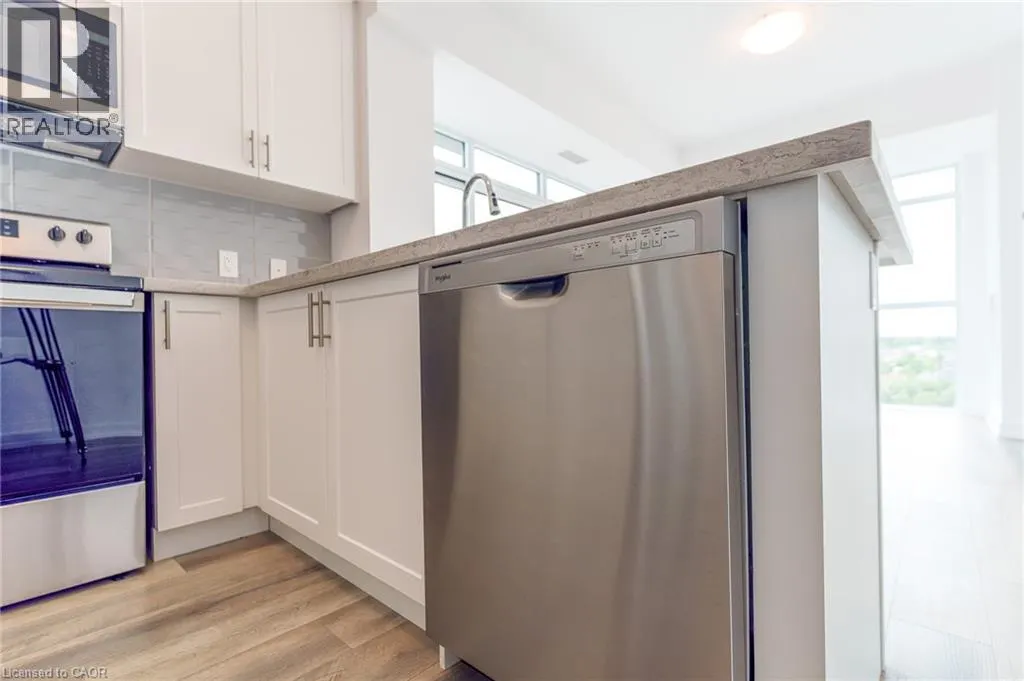 470 DUNDAS Street E Unit# 702 #702