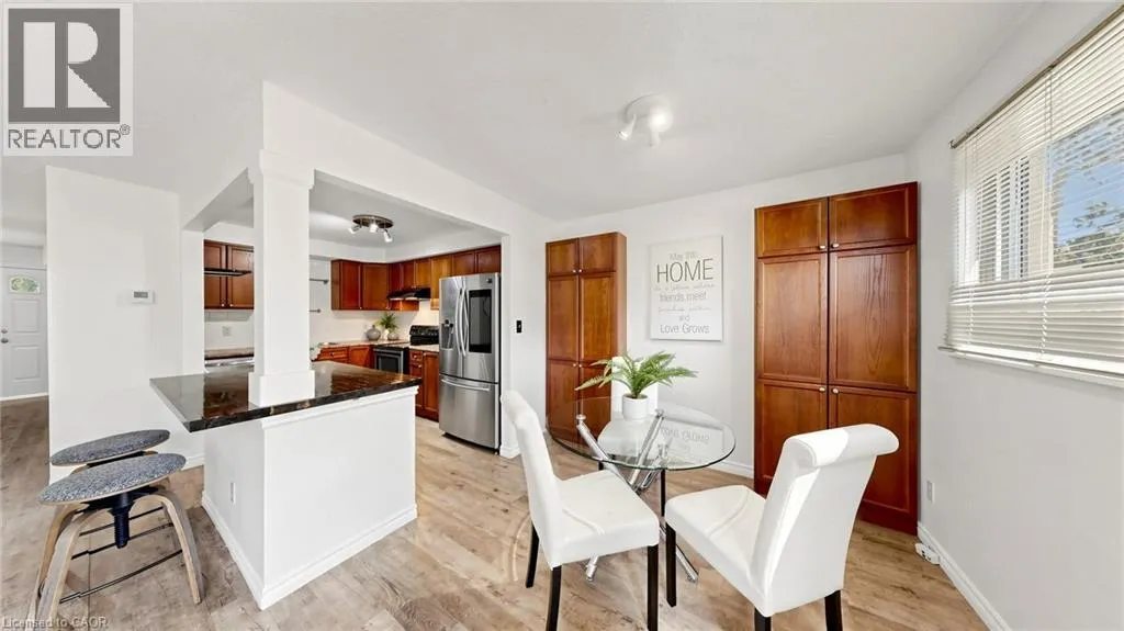 304 BLUEVALE Street Unit# B #B