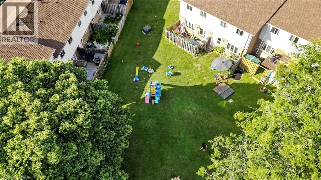 304 BLUEVALE Street Unit# B #B