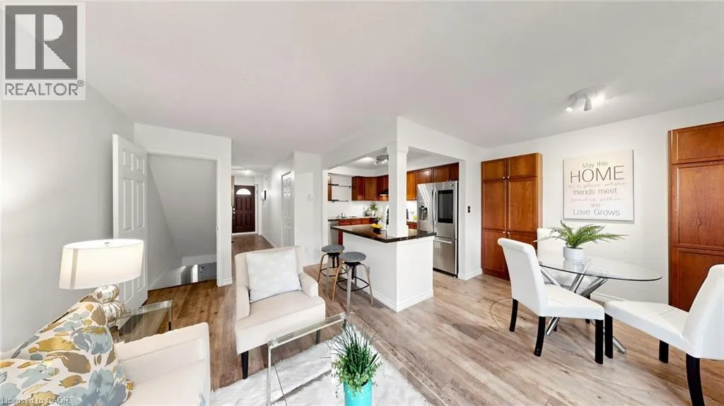 304 BLUEVALE Street Unit# B #B