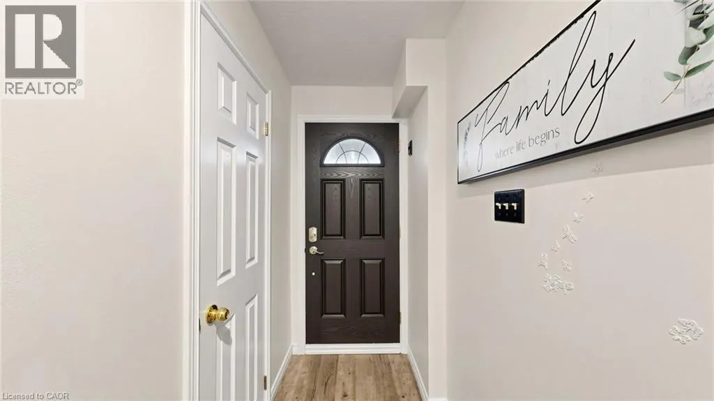 304 BLUEVALE Street Unit# B #B