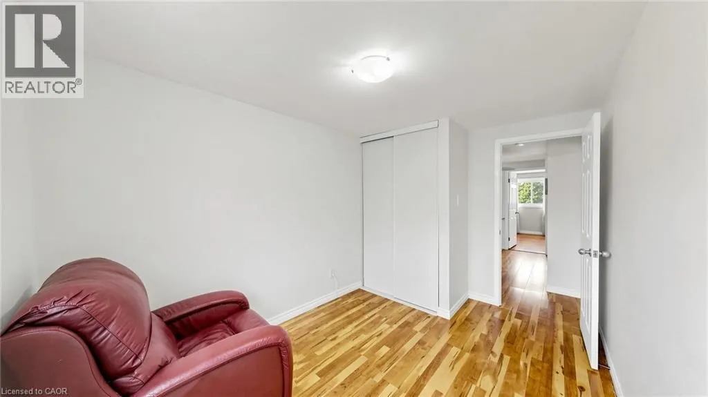 304 BLUEVALE Street Unit# B #B