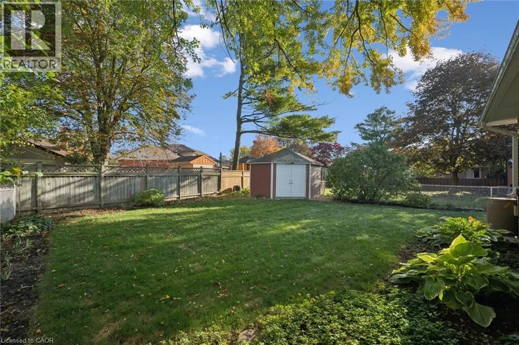 86 LOWER CANADA Crescent