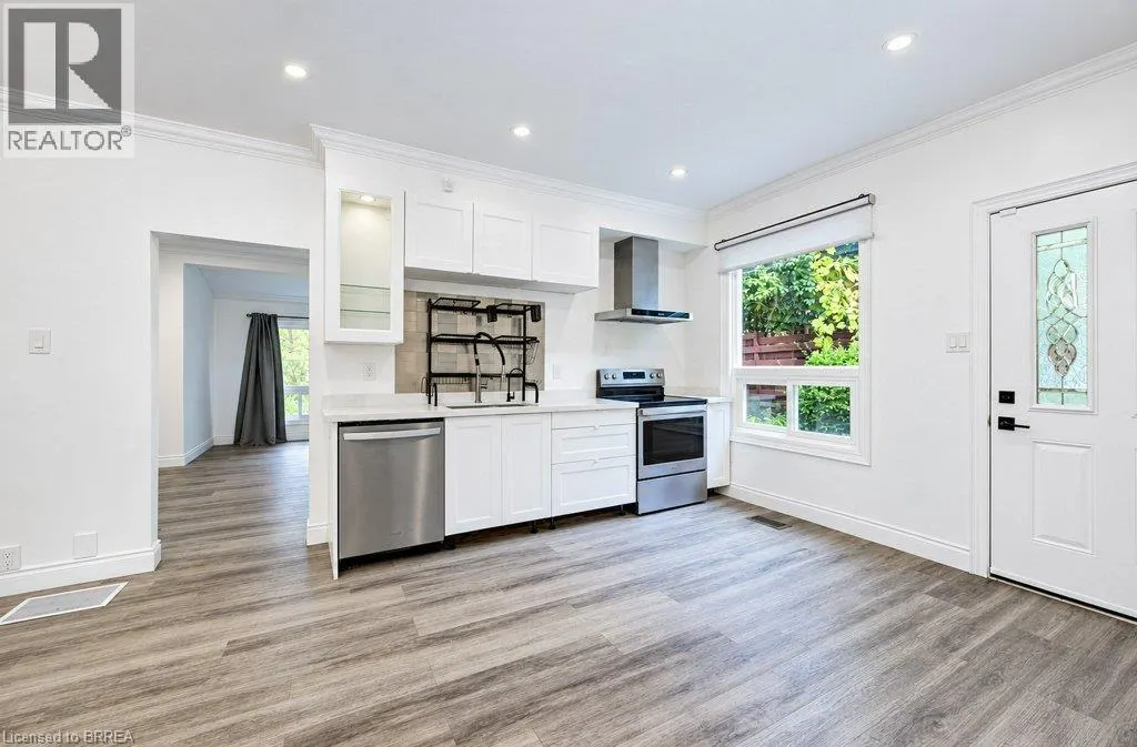 65 BROADWAY Street W Unit# 1 #1