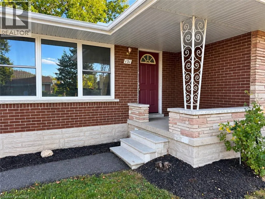 131 KINZIE Avenue Unit# Main Floor #Main Floor