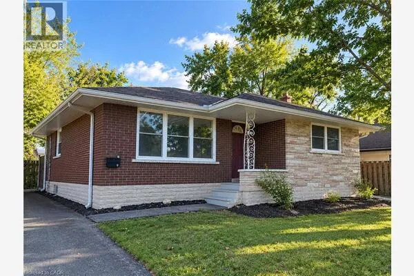 131 KINZIE Avenue Unit# Main Floor