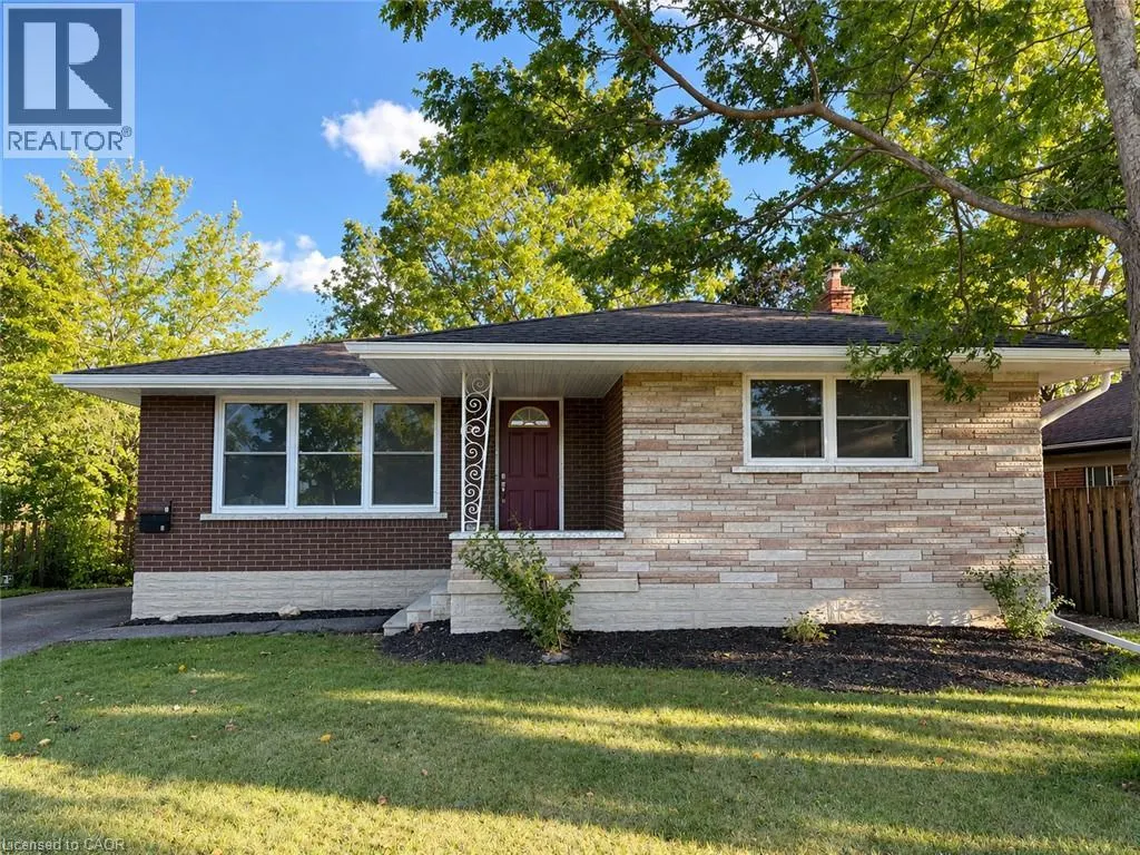 131 KINZIE Avenue Unit# Main Floor #Main Floor