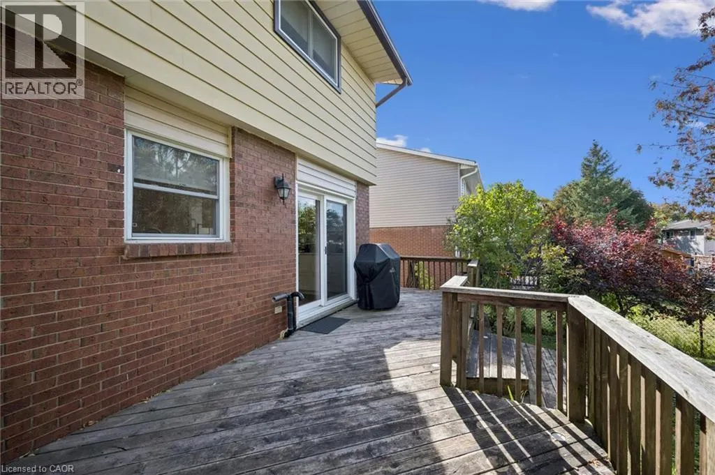 143 HILLBROOK Crescent