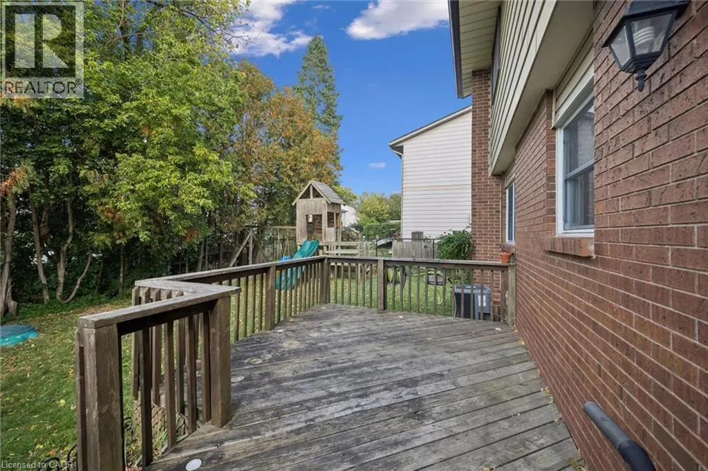 143 HILLBROOK Crescent