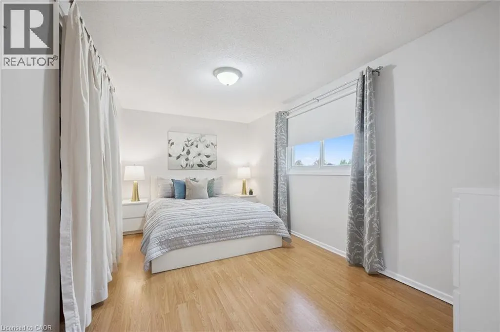 143 HILLBROOK Crescent