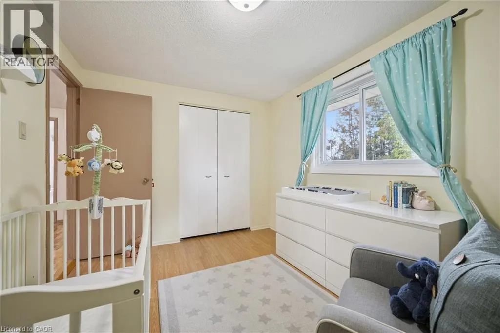 143 HILLBROOK Crescent