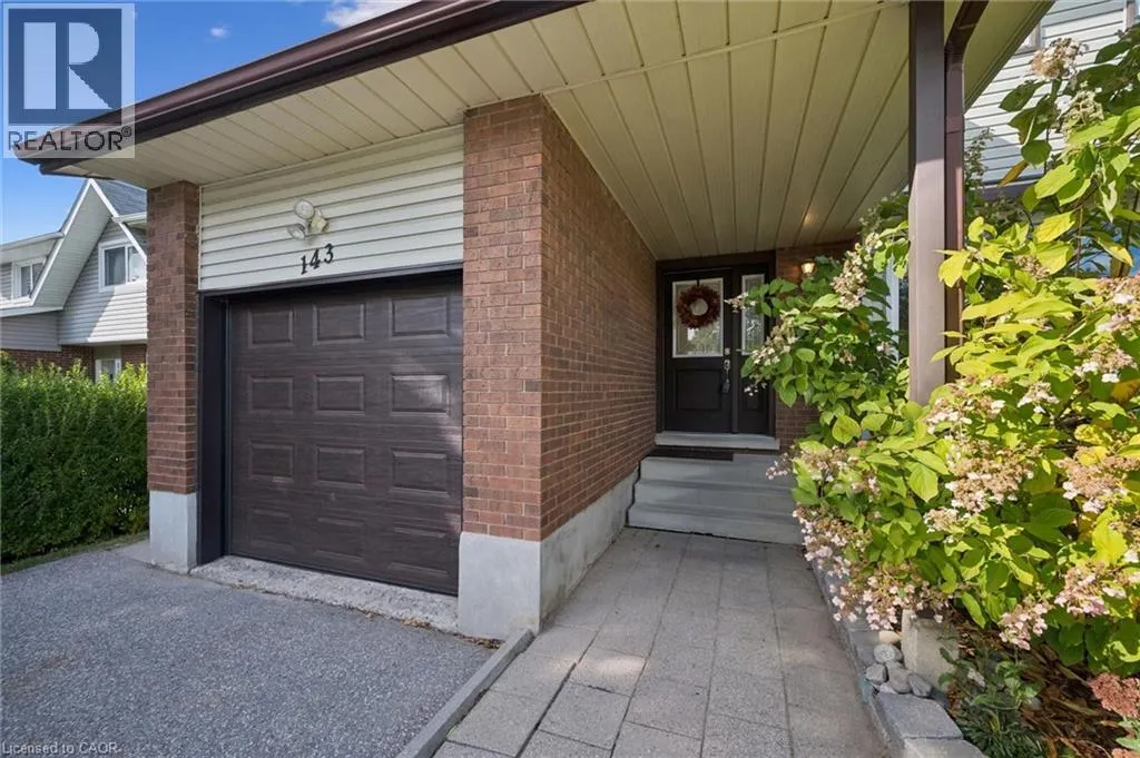 143 HILLBROOK Crescent